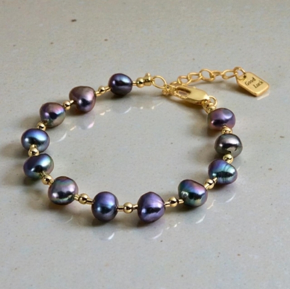 Cultured pearl bracelet; peacock blue pearls - Picture 3 of 7